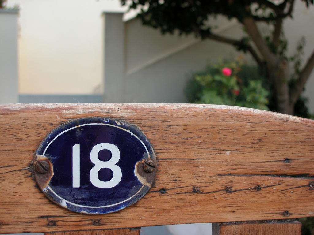 Cheviot Place 3*